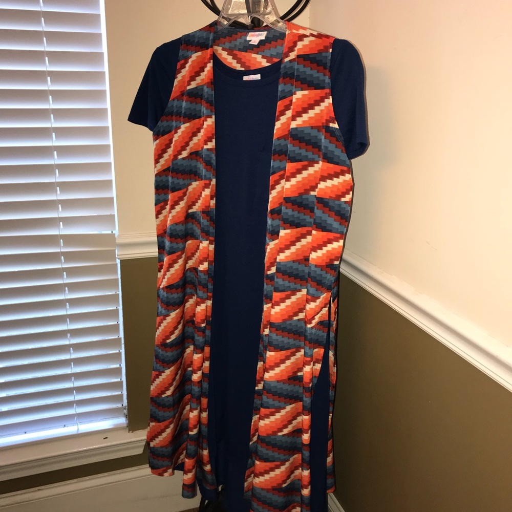 LuLaRoe ⭐️ OUTFIT ⭐️ Carly & joy